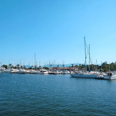 公寓 Marina Village-5 By Interhome